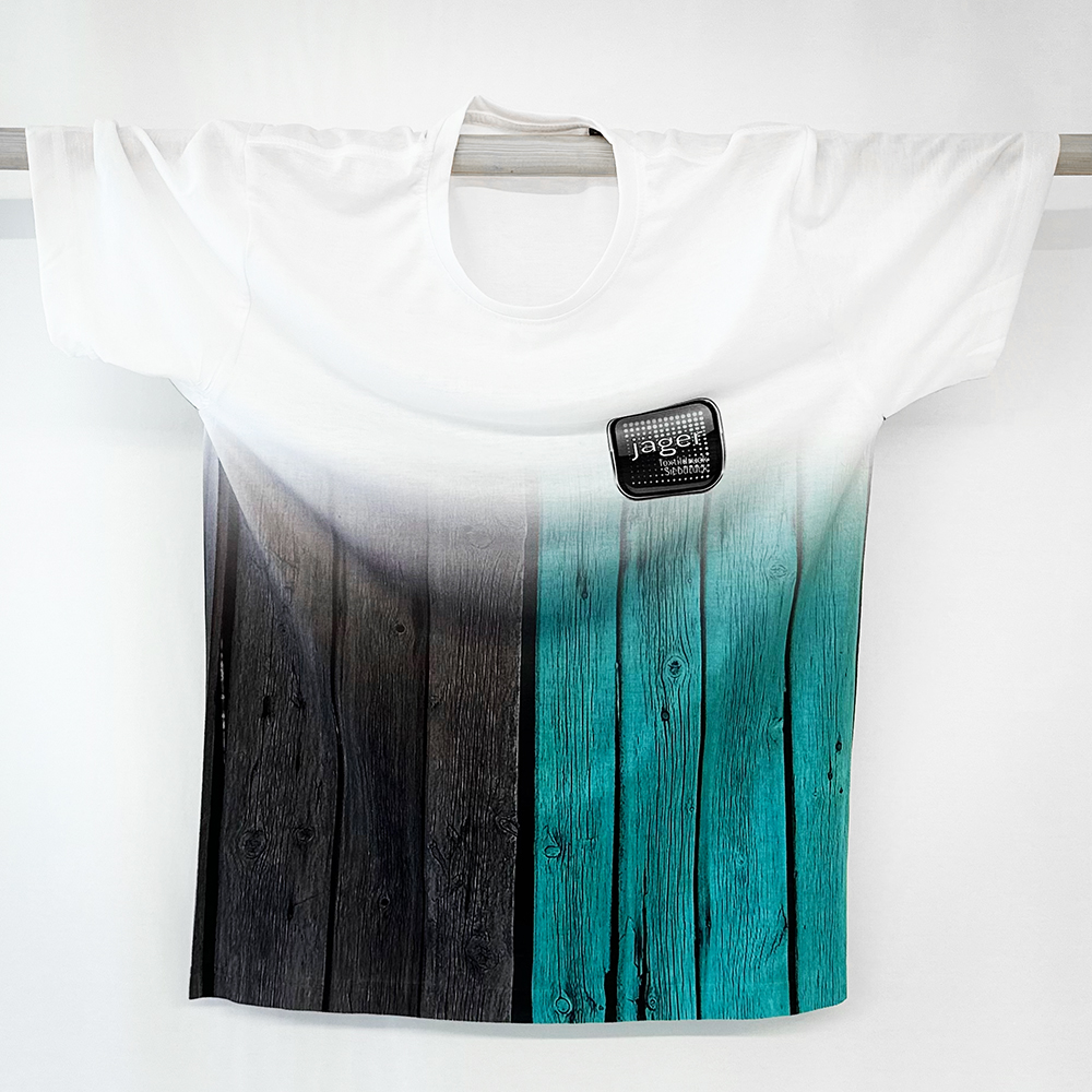 Featured image for “T-Shirt”